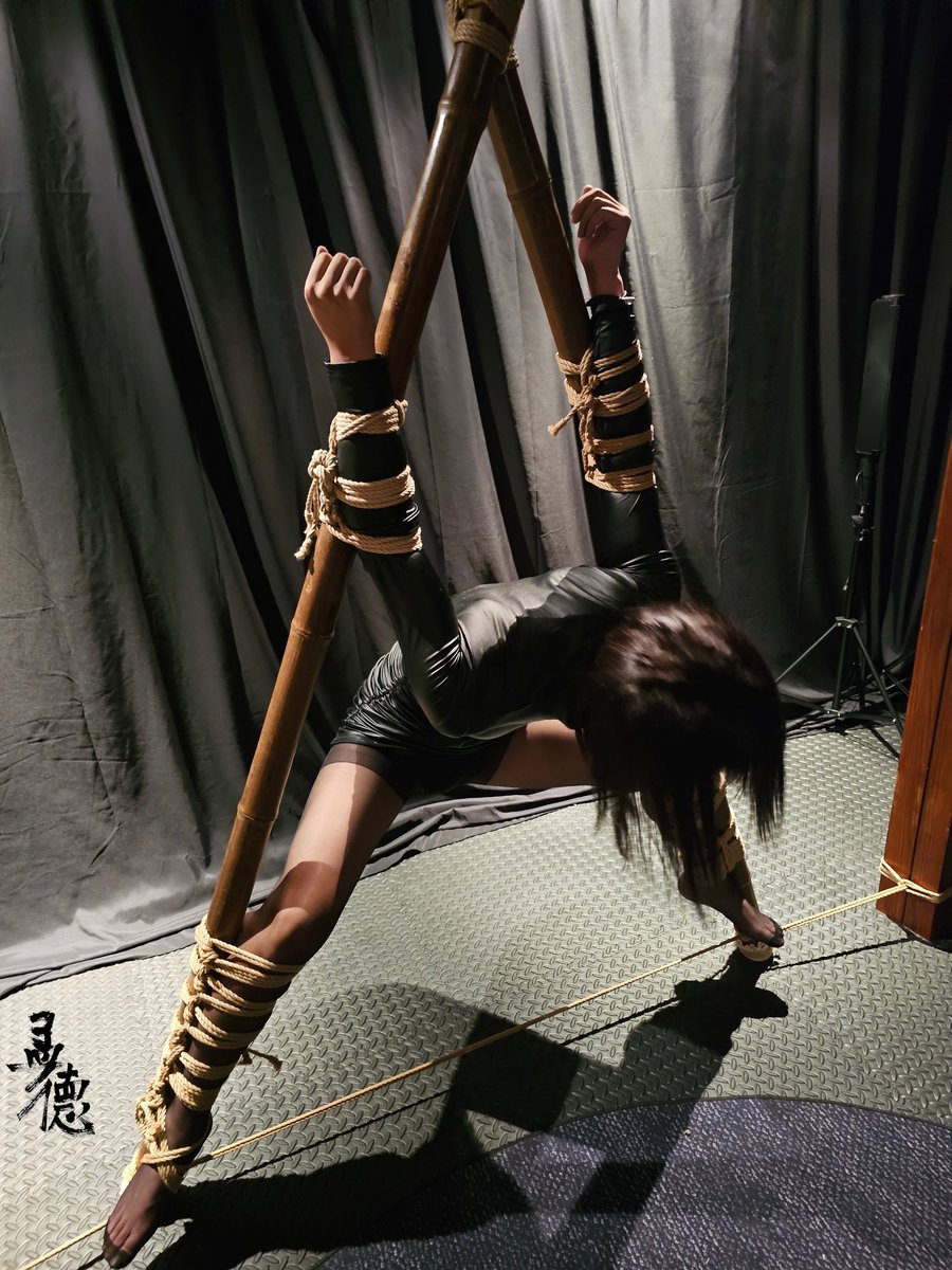 mende008's tweet photo. #约绳  #惠梓琪  #虐    手艺人，就干手艺活 https://t.co/Tj5mhcaAo2