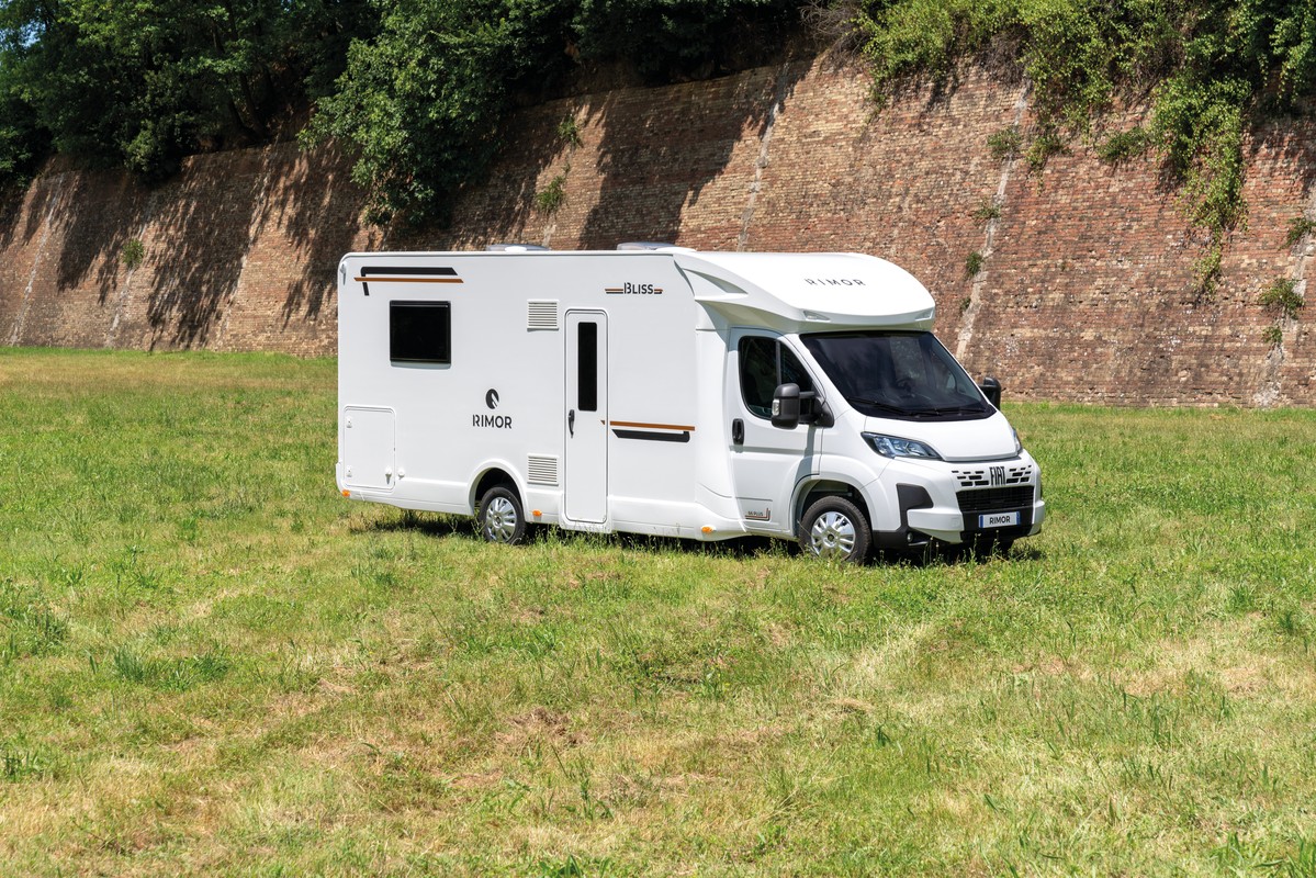 espritcc's tweet photo. 🆕🆕
Nouveauté 2025, Rimor, la nouvelle identité
#Rimor s'ouvre au bonheur avec sa nouvelle identité et une nouvelle série Bliss.
#campingcar #espritcampingcar #voyage
A découvrir sur Esprit Camping-Car 👇👇
https://t.co/iBfKRLaJ4z https://t.co/ufzec7zkTl