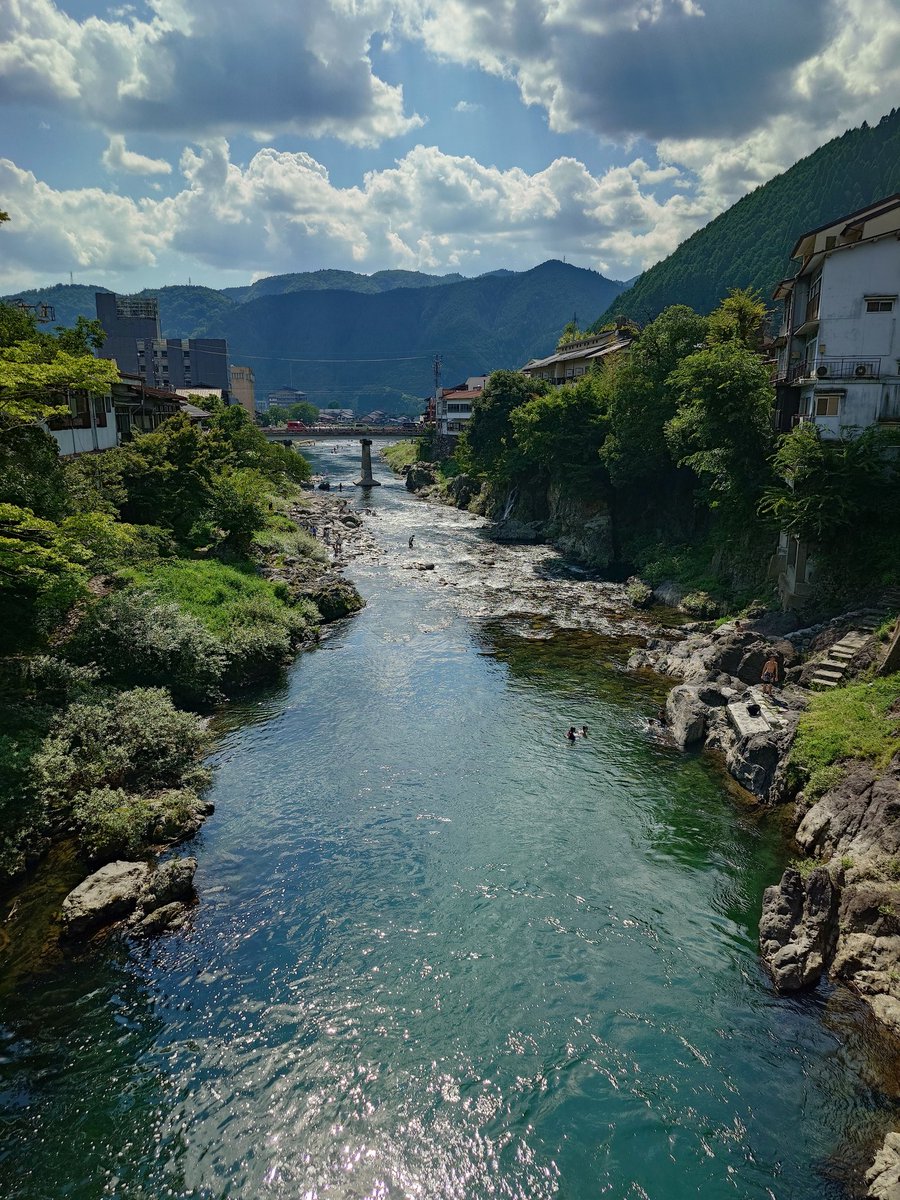 subrow326's tweet image. 郡上八幡は暑いです☺️