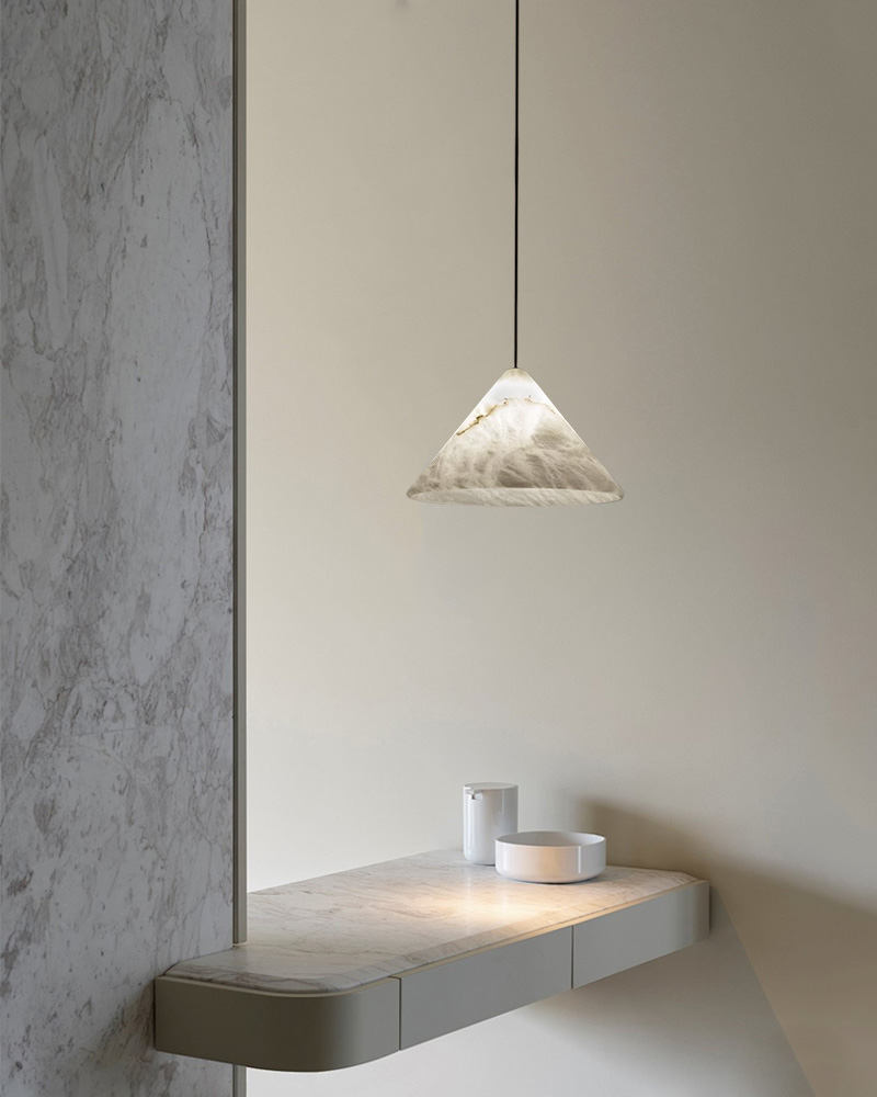maksimlighting's tweet image. #ledlightingdesign #officelighting #interiorlighting #suspendedlighting #indoorlighting #lighting #alabaster #marble #naturestone #corridor #bathroom #loft #kitchenisland
This LED alabaster white pendant lamp features a conical shade, providing both style and functionality.