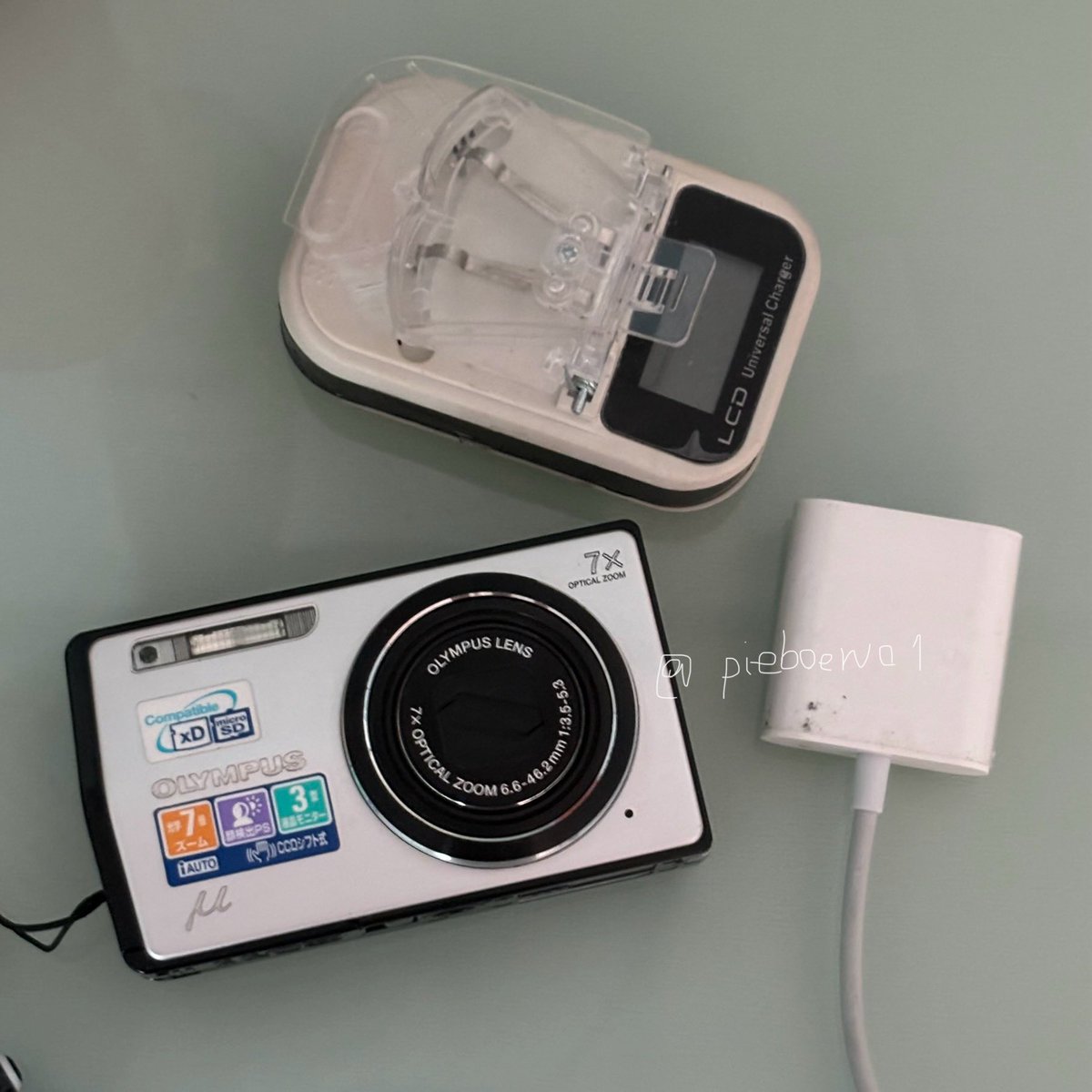 pieboew01's tweet photo. ส่งต่อ olympus mju 7000 
ได้กล้อง แบต เมม สายชาร์จ สายคล้อง การ์ดรีดเดอร์ พร้อมถ่ายรูปแล้วส่งได้เลย
ราคา 2000 รวมส่งค่ะ ( พร้อมโอนลดได้ )
เพิ่มเติม dm ด้าย

#กล้องดิจิตอลมือสอง #กล้องดิจิตอล #กล้องมือสอง #กล้อง #ส่งต่อกล้อง #กล้องดิจิตอลมือ2 #กล้องดิจิตอลคอมแพค #กล้องดิจิตอลเก่า https://t.co/T2uGD1avqd