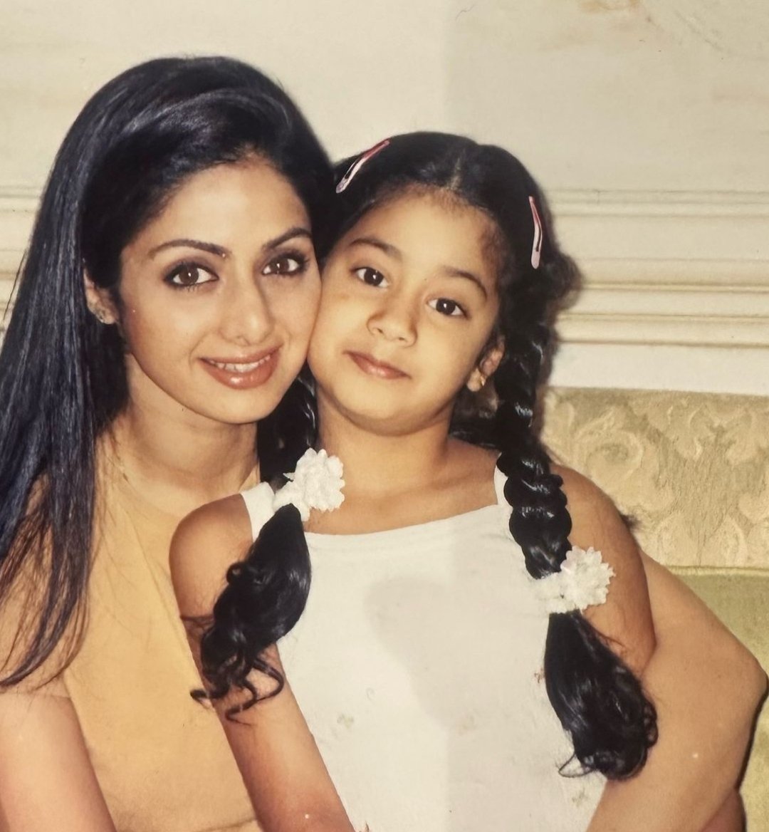 janhvikapoorr's tweet photo. Happy Birthday @SrideviBKapoor ❤ https://t.co/Xll6OSGNmD