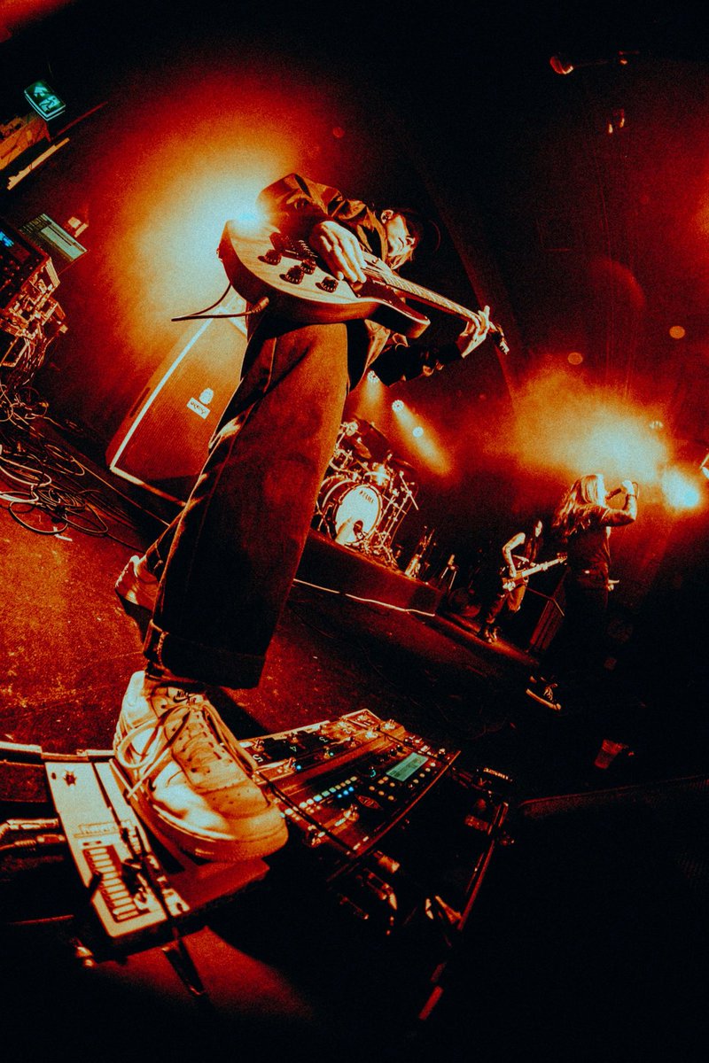 DeniHourihan's tweet photo. Sydney and Wollongong on the weekend were a vibe 😎
#guitarist #band #metalcore #vilify #metal https://t.co/epp3JM1FjK