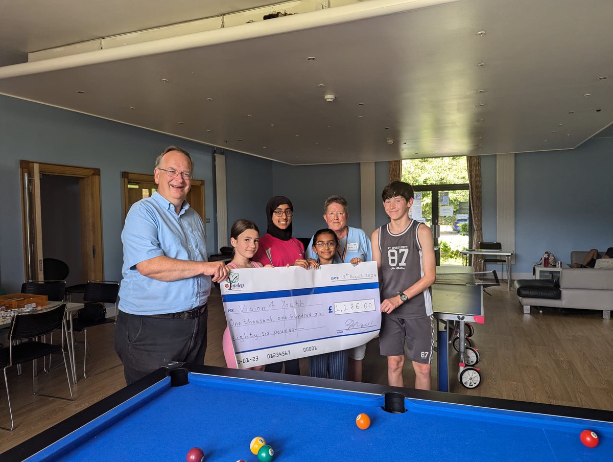 Former Mayor, Councillor Bailey was delighted to present a donation of £1,186 to <a href="/V4YTwit/">Vision 4 Youth</a> yesterday. This remarkable charity was one of the chosen beneficiaries of the Mayor’s fundraising efforts for the year 2023/24.
vision4youth.org.uk