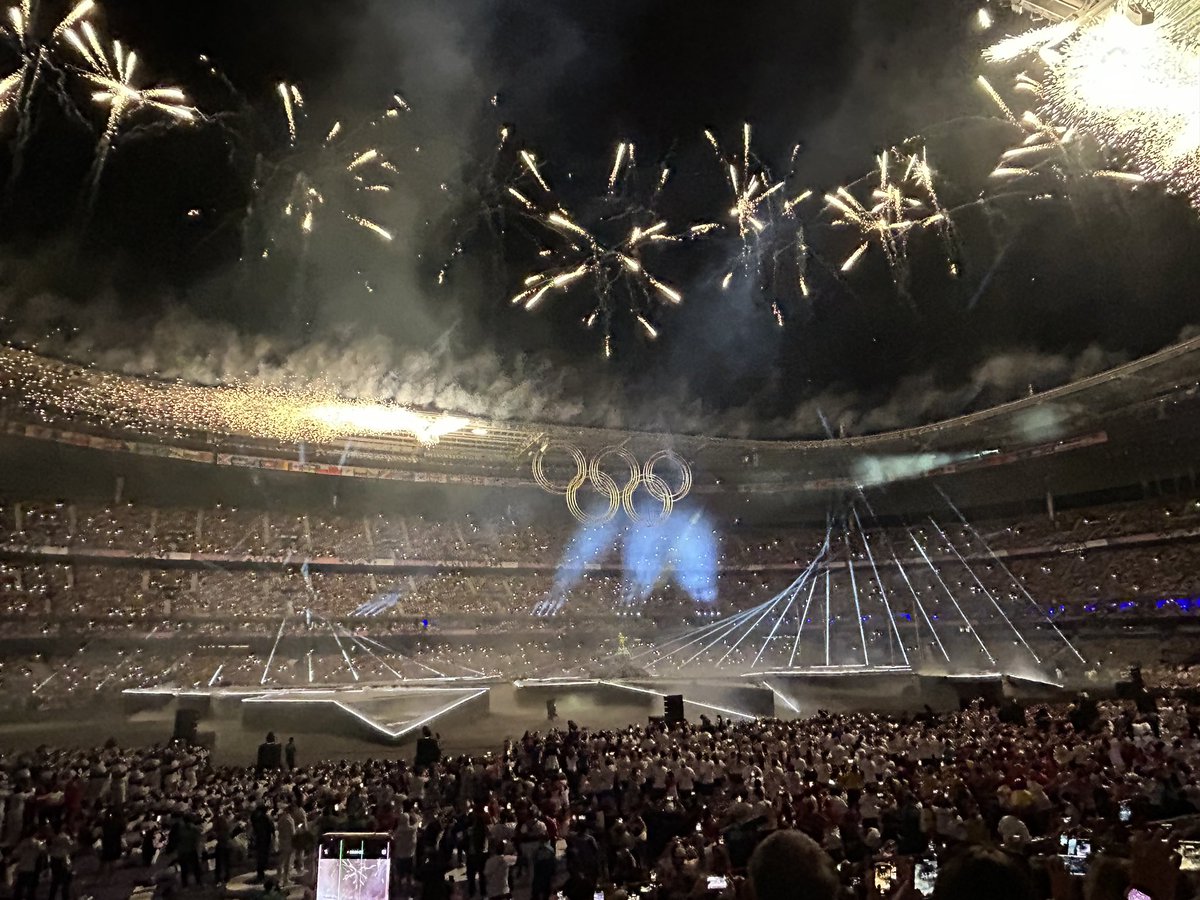 Merci Paris, merci la France ! 🤝🇫🇷Großartige Spiele sind am Sonntag zu Ende gegangen. Ein riesiges Dankeschön für diese „Games wide open“! Gratulation an meinen französischen Kollegen <a href="/DLappartient/">David Lappartient</a> zu den sportlichen Erfolgen der frz. Mannschaft. Bravo! #Paris2024