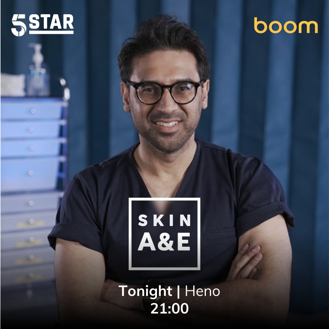 Tonight on #5STAR, the #SkinAandE clinic doors are open again. The team is dealing with popping lipomas and cysts, and facial warts among other skin problems.
<a href="/Reallisariley/">LISA RILEY (BLUE TICK)</a> tells the stories. Catch up on <a href="/My5_tv/">My5</a>.
Sesiwn arall yng nghlinig y croen heno.