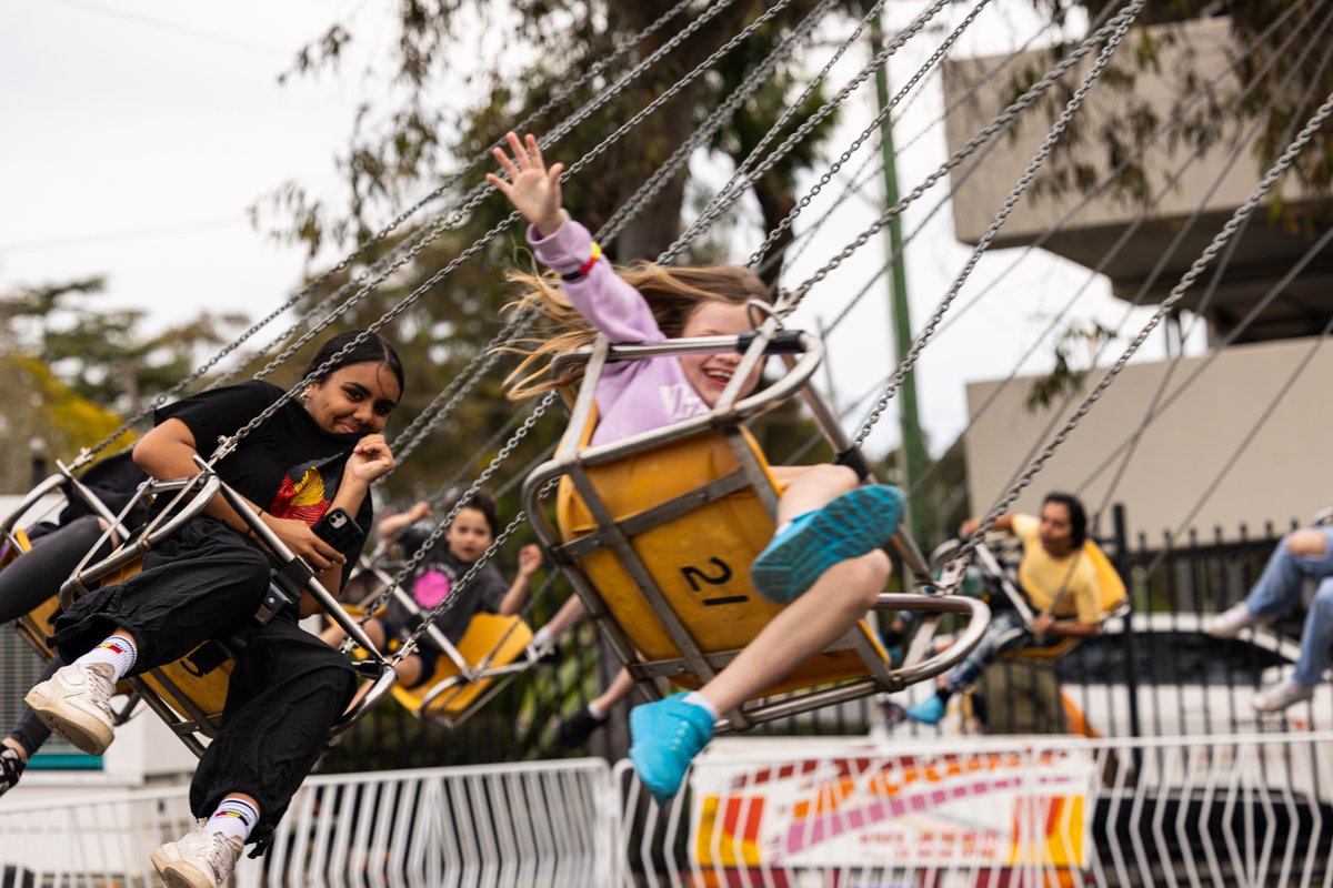 storylines_au's tweet image. Over 4400 attended the Campbelltown #NAIDOC event in #Campbelltown with Tharawal Aboriginal Corporation Airds. What an exciting day with stalls, entertainment, food, prizes, gifts, activities, rides, role models, singers, Elders, family and friends.
campbelltown.storylines.com.au/2024/08/06/nai…