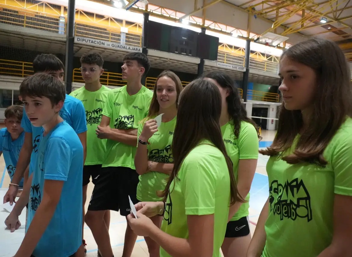 Programa2025's tweet image. Los elegidos para el programa 2025 ya están en Guadalajara con @CampusRFEVB no os perdáis sus RRSS para estar al día 👏🔥