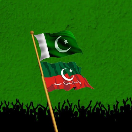 jokkeerrr2's tweet photo. اج ایک بد زبان گھٹیا عورت کہہ رہی تھی کہ تحریک انصاف کا جھنڈا نہیں لگنے دیں گے تو تحریک انصاف والو اس تصویر کو اتنا وائرل کرو اتنا وائرل کرو کہ پورے ٹویٹر پر یہی تصویر نظر انی چاہیے https://t.co/0ZTGEEwJft
