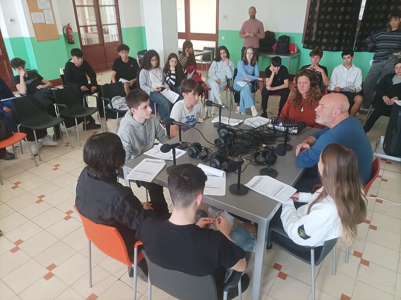 femProcomuns Coop tweet media