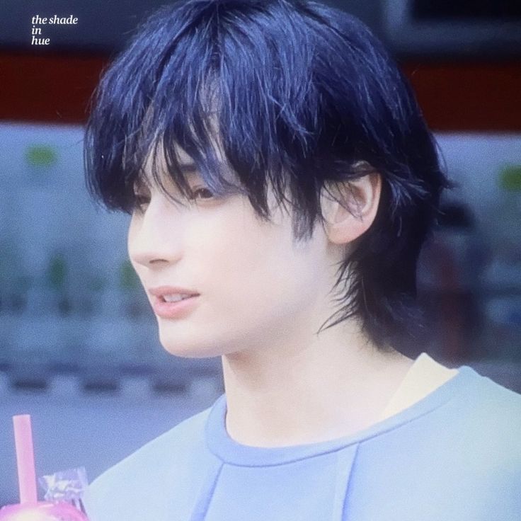 Day ?
Looking for interact moots
Not new to #KpopTwt #stantwt #Anitwt

-✩ Nish | 13 | she/her
-✩ Twice, bp, bts, wjsn, itzy, aespa, chengxiao more
-✩ demon slayer, death note, kamisama, bsd, wind breaker
-✩ MC, Free fire, roblox+

All fandoms are Welcome

♡ &amp; ↺ To Spread