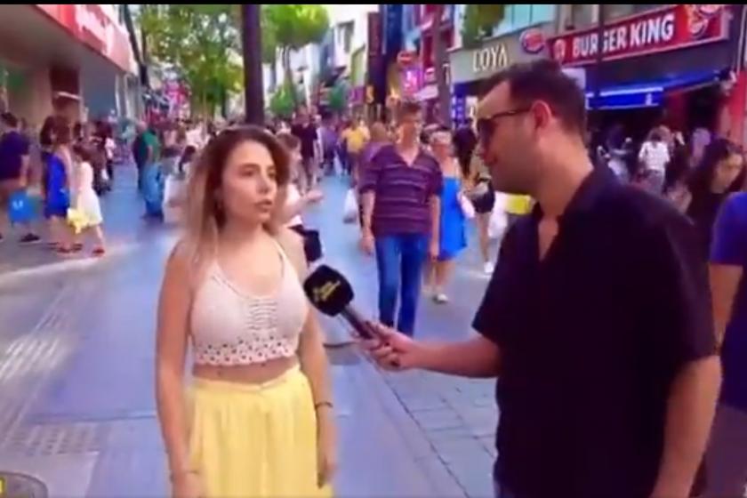 evrenselgzt's tweet photo. İzmir Barosu, İzmir'de Dilruba Y. isimli yurttaşın sokak röportajında kullandığı ifadeler nedeniyle tutuklanmasına tepki göstererek; “Hukuksuz tutuklamaya; ‘alıkoymaya’ derhal son verin. Yasalara uyun” dedi

https://t.co/shfFyZngjw https://t.co/1HJsfUa6pQ