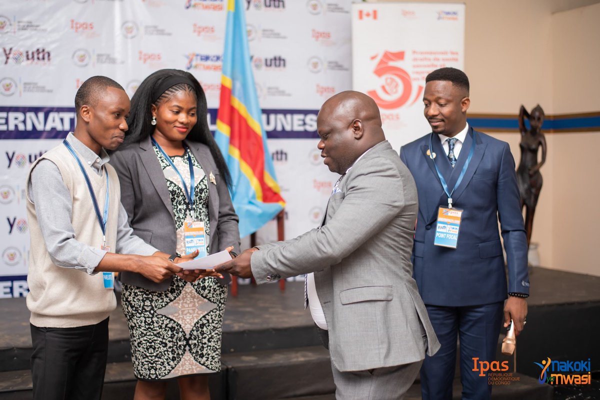 SofediOng's tweet photo. #JIJ2024: Célébration de la journée internationale de la jeunesse avec @IpasRDC et les jeunes de @YouthSprint. Une conférence débat en faveur de la jeunesse Bukavienne sur la contraception et l'avortement sécurisé.
#DSSR https://t.co/r0FkndIuSO