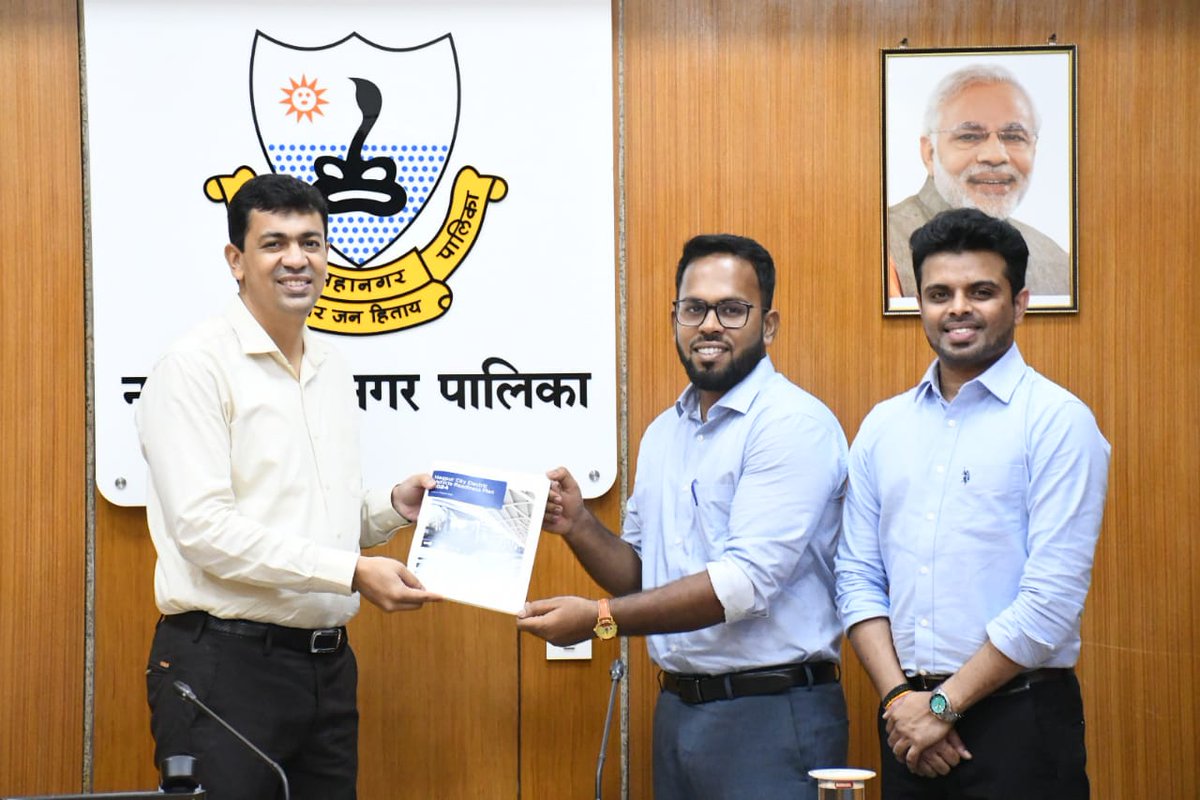 ngpnmc's tweet photo. Today, the Hon'ble Municipal Commissioner, Dr. Abhijeet Chaudhari, released the Nagpur City Electric Vehicle Readiness Plan prepared with the technical support of @RockyMtnInst.
#nmc #nagpur #ev #rmi #EVS #evcell #electricvehicle #electricbike #ebike #zeroemissions https://t.co/6BiD2EaIaw