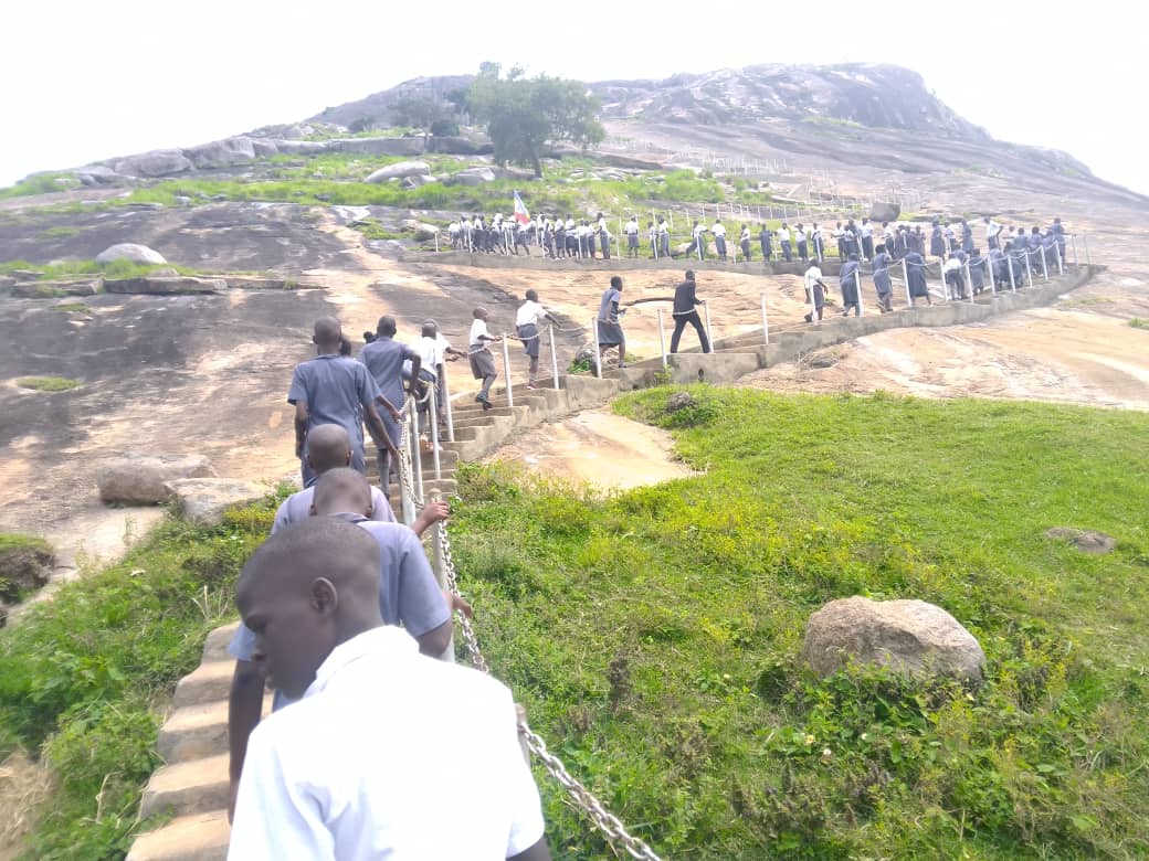 Jaycarol17's tweet image. Exciting times ahead at the kagulu rock climbing challenge on August 17 2024. Join the challenge and entertainment 
#KaguluRock
#BusogaTourism
#Kadaga