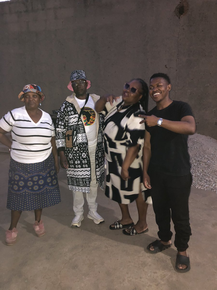 thecovenantceo's tweet photo. @Yfm #Honor200Movement @Yfm this is a recent picture of me and my family’s reunited over the weekend. https://t.co/Ttwd9S5HaH