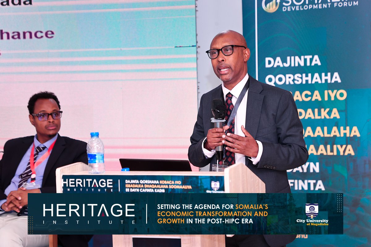 HIPSINSTITUTE's tweet image. &quot;Wasaaradda Waxbarashada waa in ay sahashaa ama fududeysaa waxbarashada dadaka barakacayaalka ah.&quot;— Dr Sahmsudiin Abiikar oo ah Cilmibaare.

#SDF2024
#SomaliaDevelopment
#PostHipc
#HeritageForum