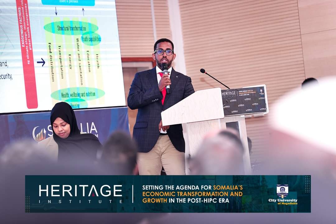 Cumogadishu's tweet image. Public services in Somalia have been significantly privatized following the civil war, with the private sector now providing 95 percent of these services.
Faisal Ali, Researcher at the Heritage Institute
#SDF2024
#SomaliaDevelopment
#PostHipc
#cityuniversityofmogadishu