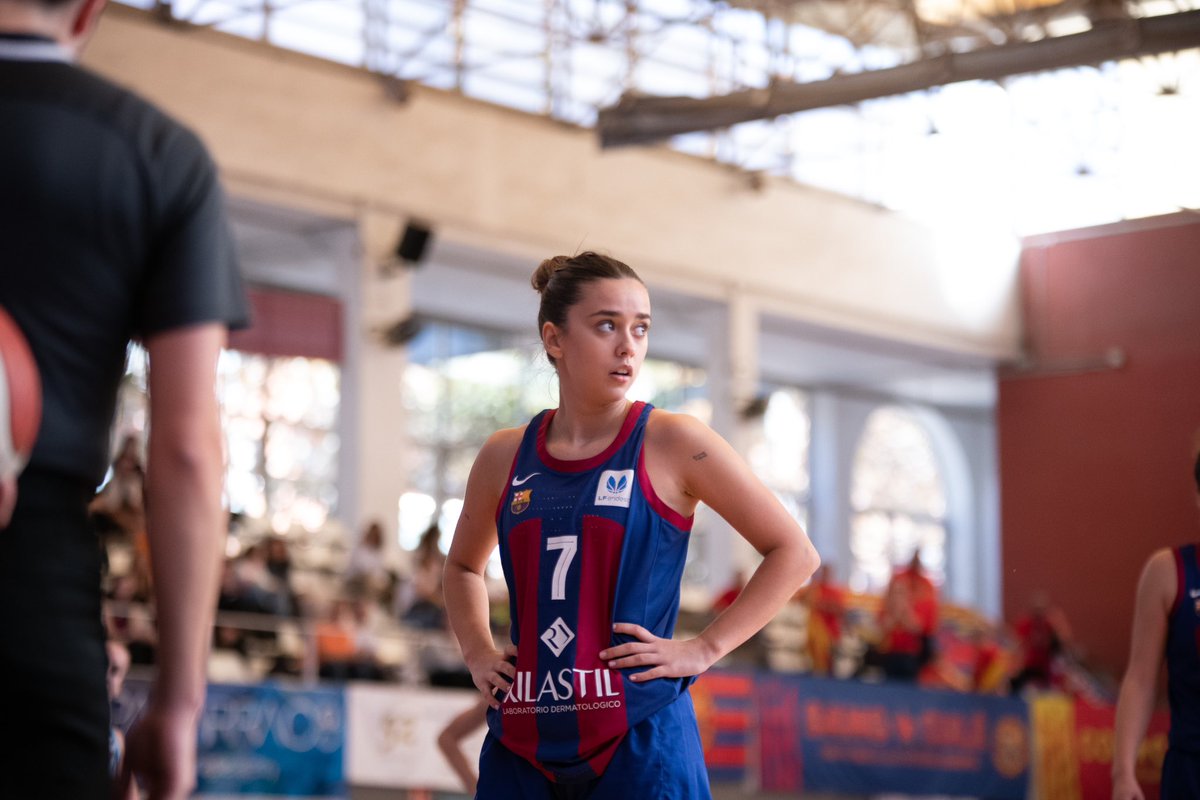 📝 𝐑𝐄𝐍𝐎𝐕𝐀 𝐋𝐔𝐂𝐈́𝐀 𝐍𝐀𝐕𝐀𝐑𝐑𝐎 ‼️

⛹️‍♀️ Una vida amb el Barça CBS 💙❤️

🏀 Juga de 2️⃣ 175 cm

📊 1️⃣9️⃣ anys

💙❤️ Sempre amb nosaltres Lucía