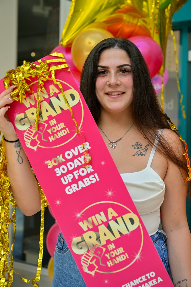 🎉 Meet Rosie, our first 'Grand in Your Hand' winner! 🎉

 She grabbed a snack and walked out £1,000 richer! 💸

You could be next—just shop in-store for your chance! 

#30KOver30Days #YourTurnNext