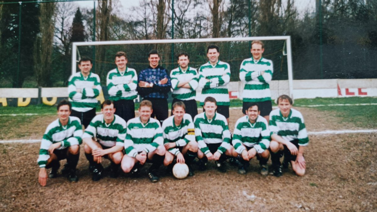 FC_Irlande's tweet photo. Seconds promotion winning team, 97-98, a few still around &amp; a few have left us @conorleeson @Offsetbxls https://t.co/RxmN5Km90f