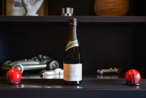 Harpers Wine (@harperswine) on Twitter photo English Sparkling producer <a href="/RidgeviewWineUK/">Ridgeview Wine</a> earns Gold for Sustainable Practices in Wine Production - Harpers Wine & Spirit Trade News harpers.co.uk/news/fullstory… English Sparkling producer <a href="/RidgeviewWineUK/">Ridgeview Wine</a> earns Gold for Sustainable Practices in Wine Production - Harpers Wine & Spirit Trade News harpers.co.uk/news/fullstory…