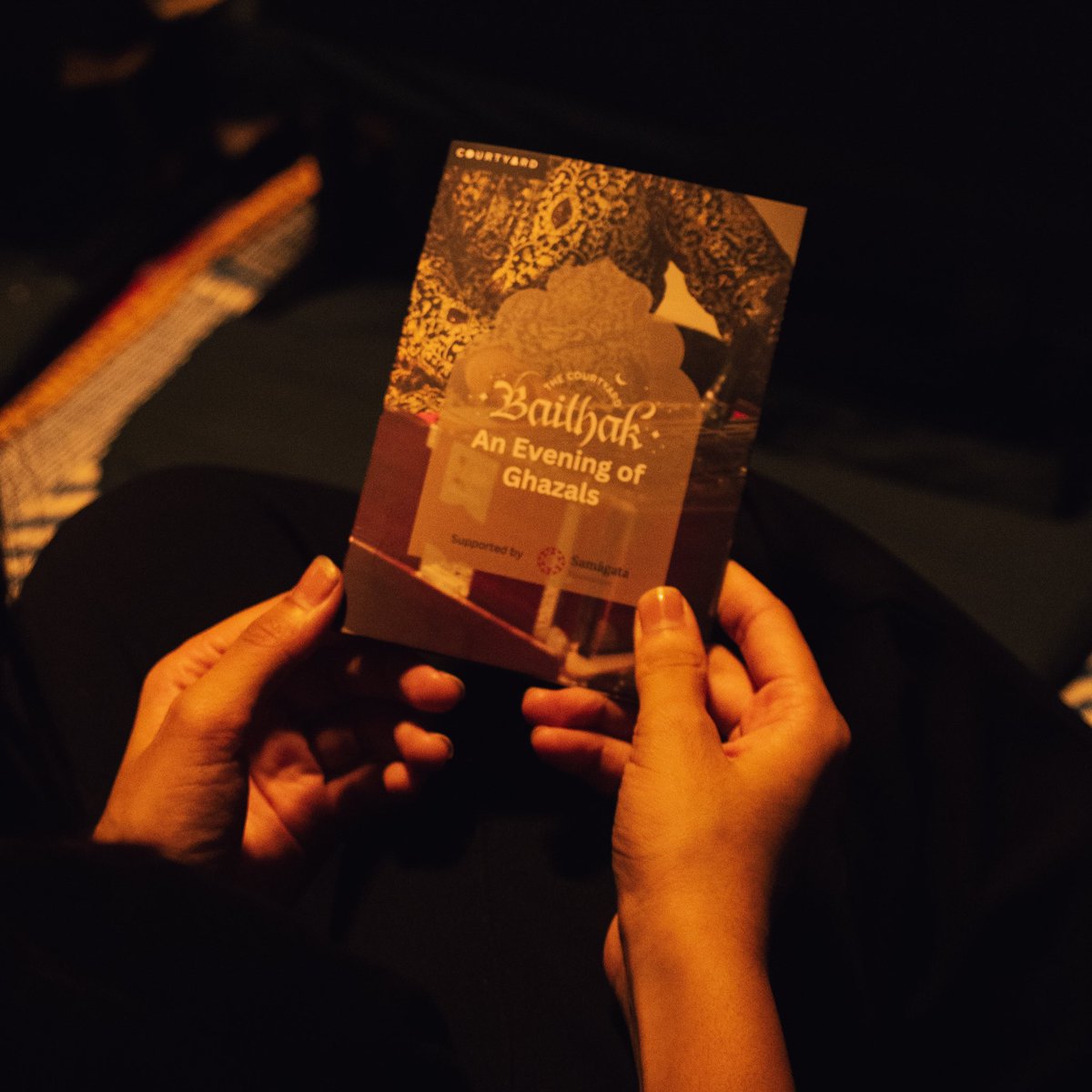 This August 2nd, we brought back the Courtyard Baithak featuring the amazing Kaamod Subhash on vocals, along with our curator @trilochanskampli, Shivahari Ranade, and Sarfaraz Khan.