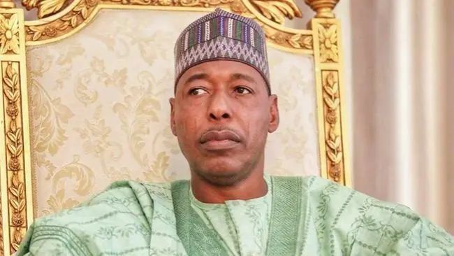 bbchausa's tweet photo. Mutane na bin gidan tururuwa don samun abinci a Borno

Ƙarin bayani - https://t.co/fcQQAnlfCQ https://t.co/HWGIUnVKZE