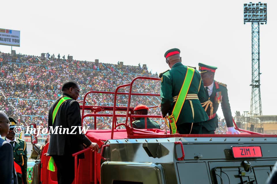 nickmangwana's tweet image. His Excellency the President and Commander in Chief of the Zimbabwe Defence Forces Cde Emmerson Mnangagwa takes salute of the National Anthem and Fly Past.
#DefenceForcesDay2024