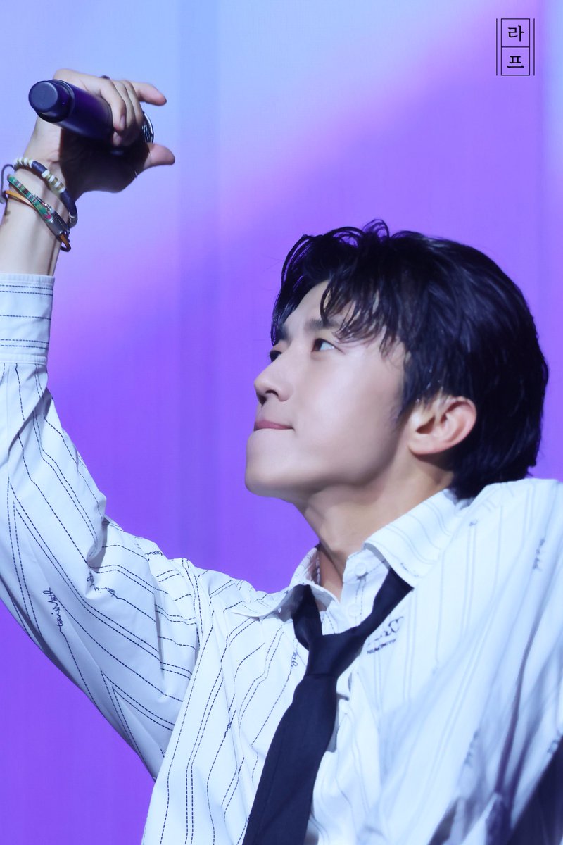 loveu__0115's tweet photo. 240804 Be Young 우영

#우영 #WOOYOUNG
#장우영 #JangWooyoung
#Be_Young https://t.co/3kwPvCmJ2D