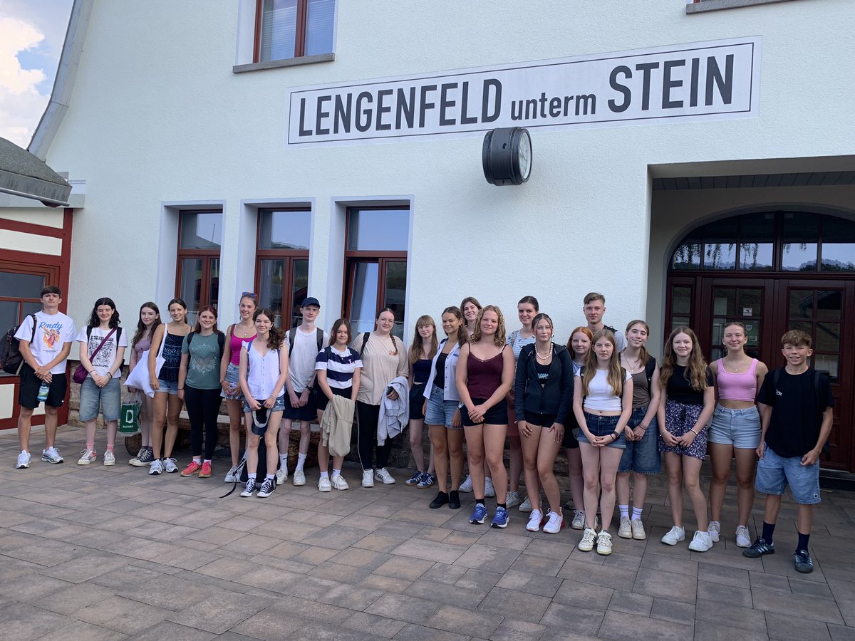 GPCGerman's tweet photo. #GPCLengenfeld Lots of exercise today as the British and German pupils get to grips with the Lengenfeld “Draisine” or handcars. A great way to see the countryside in Thuringia. https://t.co/uGMQRDPA4x