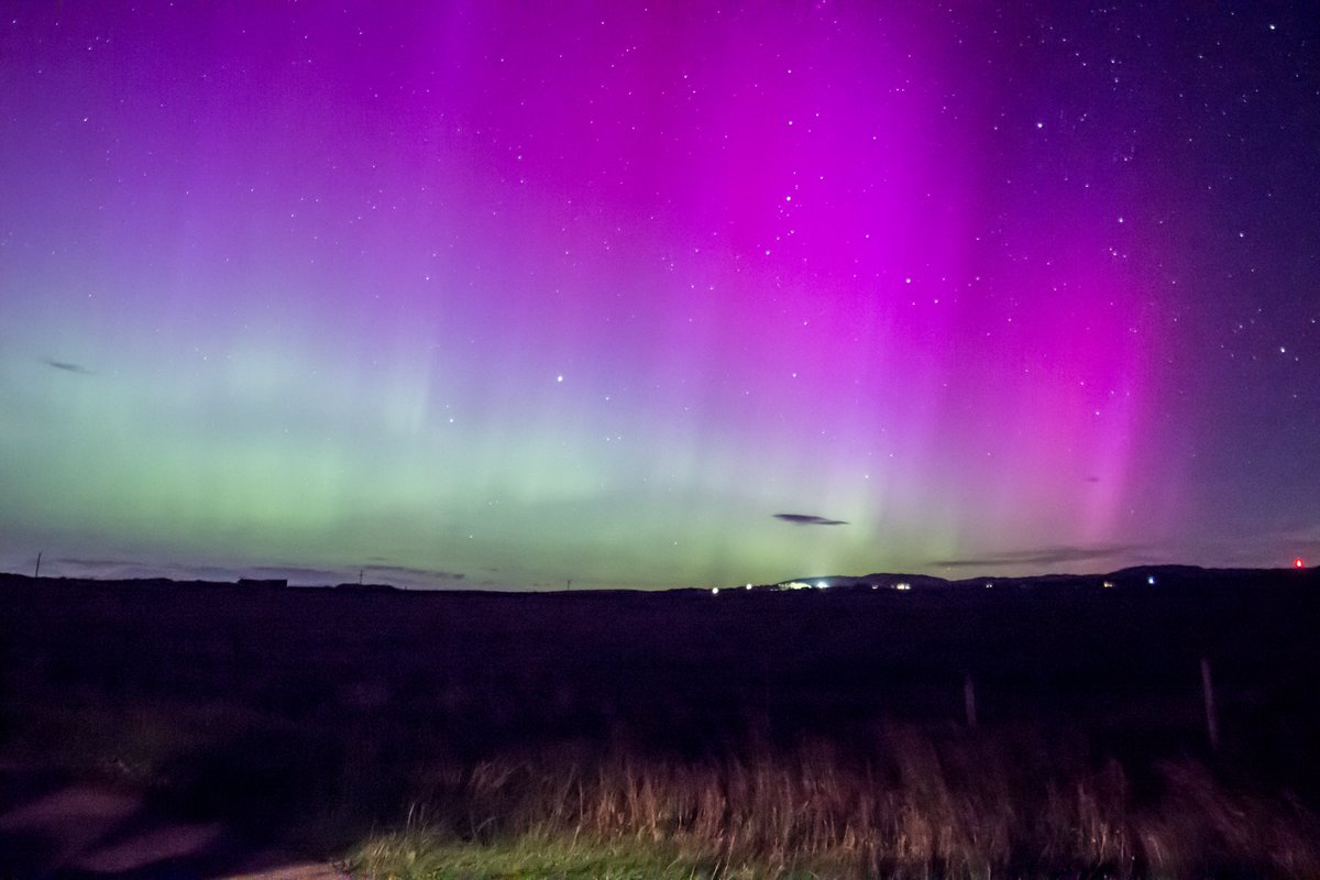 davidliv25's tweet photo. The Aurora from Bowmore Islay last night https://t.co/IuGKQK1jNZ