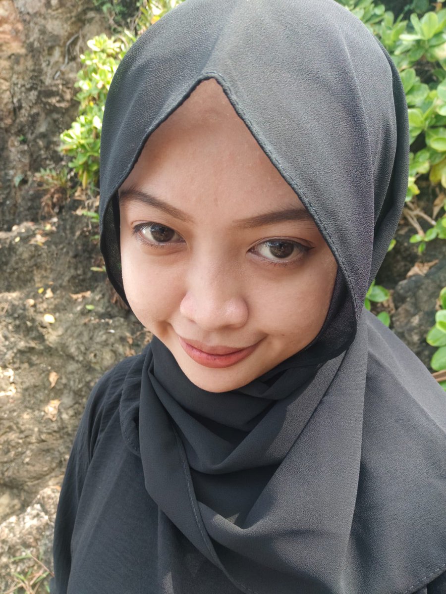 Hoho emang the best pemandangan di pantai ini, sampe balik lagi kesini aku💞