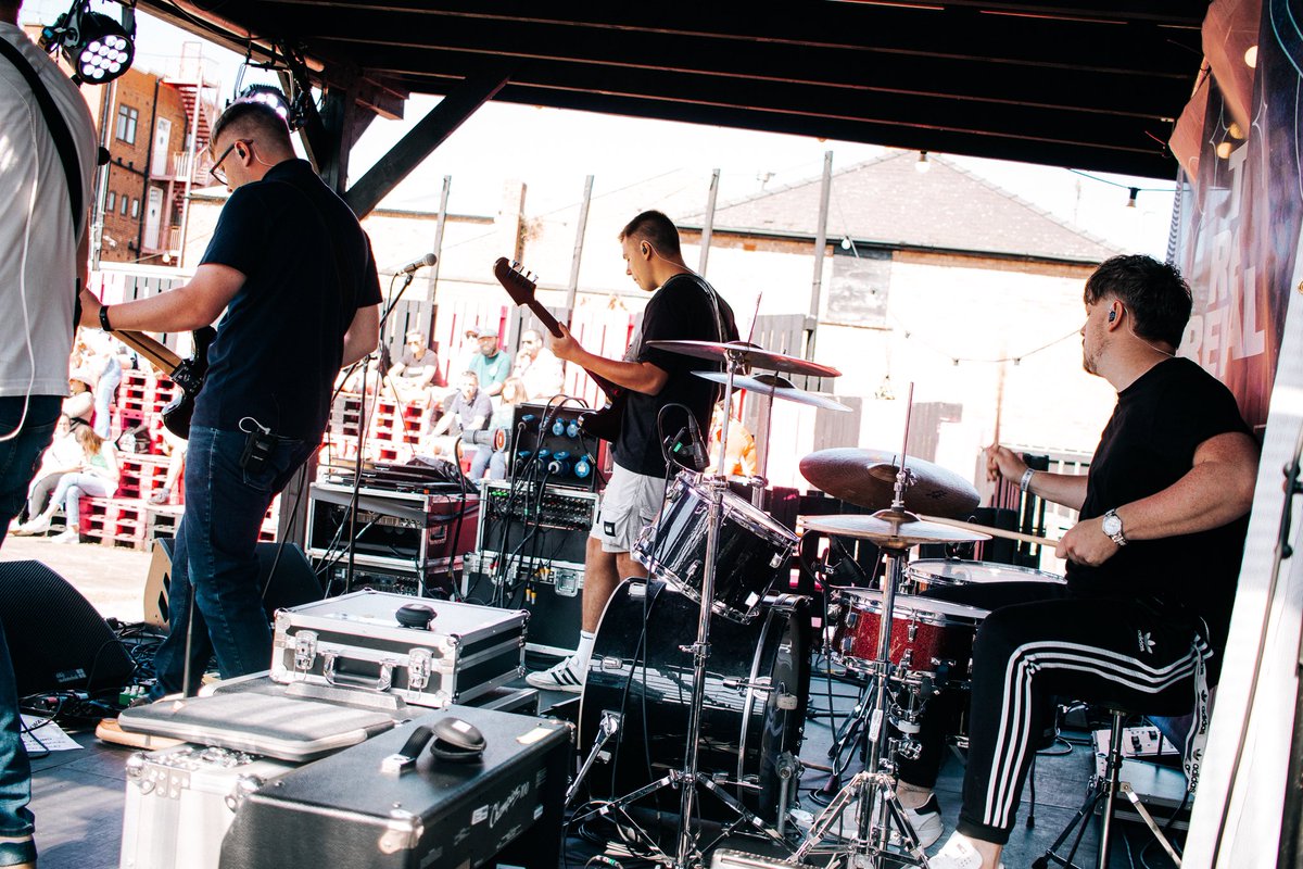 The sun always shines on <a href="/BirkenheadLive/">Birkenhead Live</a> 🚀

Big love to <a href="/suckerpresents/">Sucker</a> and <a href="/TheRockRevival_/">The Rock Revival</a> for having us and to everyone who got down early to see us 👊🏼

BIG news coming this week. Keep ‘em peeled, UTC x

📸 <a href="/DylanCoxmedia/">Dylan Cox</a> &amp; Paul Lang