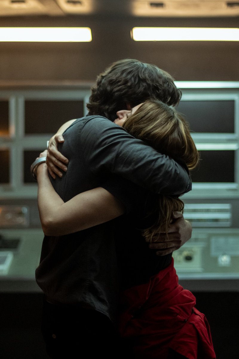 sharla0321's tweet image. Their hugs are always different from others. #OffScreen