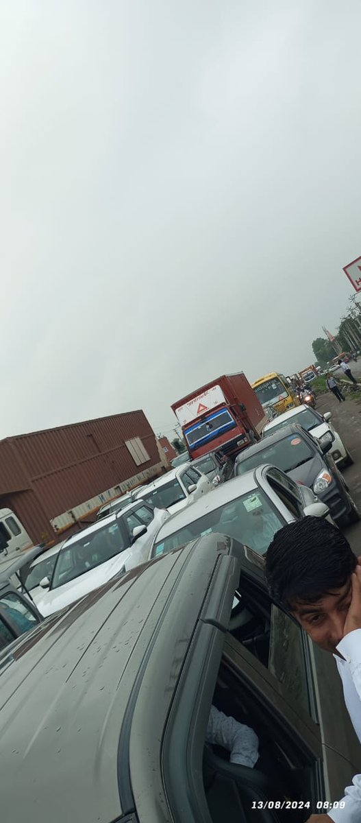 #Bilaspurjamkhatamho 
#PMOIndia #cmharyana #nhai 
Dear Sir,
We are facing regular jam on Delhi ~ Jaipur Highway  near Bilaspur (Gurgaon), Due to this we are not able to reach our office timely. Everyday 2to 3 hours spend in Jam . Please look into this matter