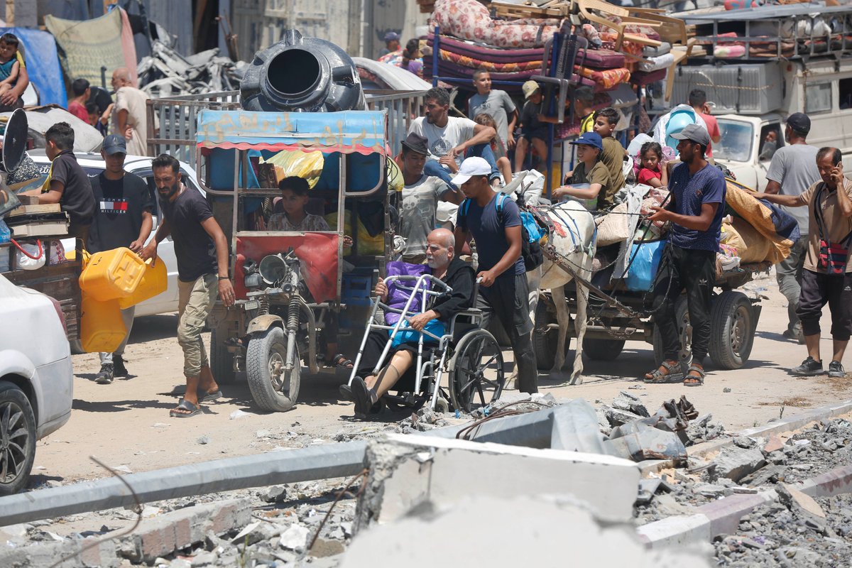 Displacement never ends in #Gaza. Nearly 84% of the Gaza Strip - about 305 km² - has been placed under evacuation orders by the Israeli military

People run for their lives, grabbing what they can and leaving everything else behind. They are exhausted and have nowhere safe to go.