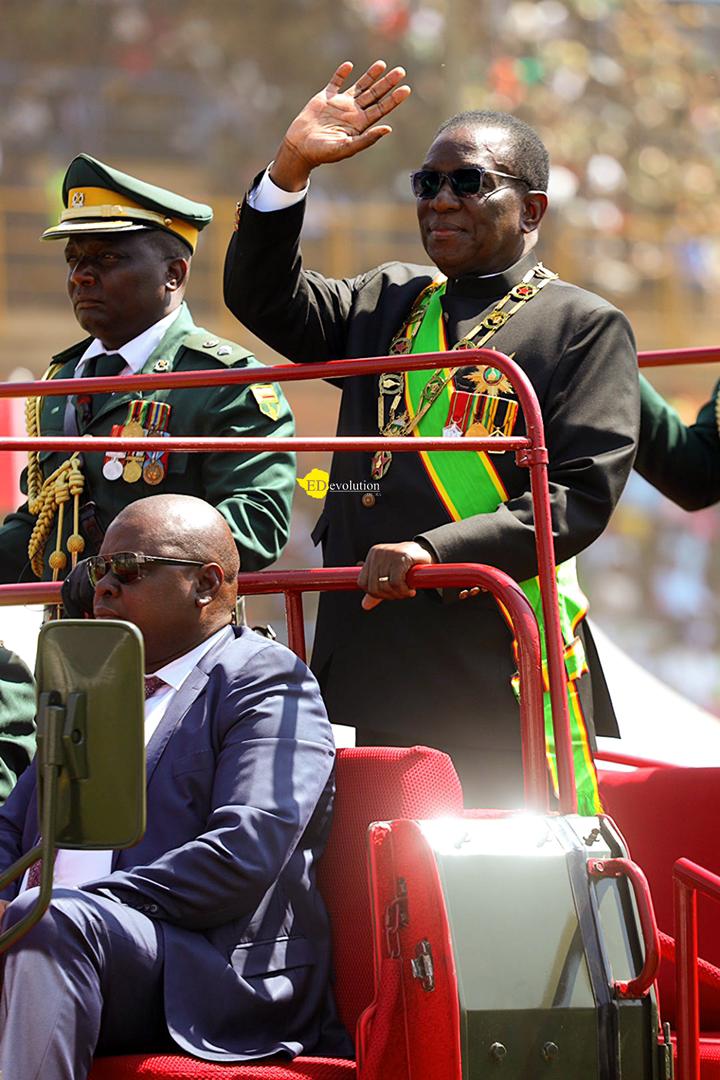 EDevolutionZw's tweet image. H. E President and Commander in Chief of the Zimbabwe Defence Forces Cde @edmnangagwa has granted the ZDF Parade permission to march past in slow and quick time, advance in review order and drill display.@faz_trust
#EDevolutionMedia #DefenceForcesDay2024