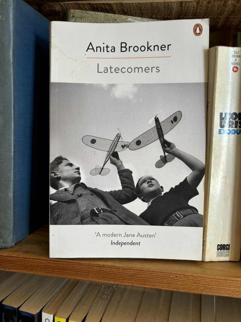 AllisonBTimmins's tweet photo. @i_am_mill_i_am @edbookfest @BacklistedPod @c_crampton Thinking of you in #AtlantisBooks. https://t.co/PgFXvMq021