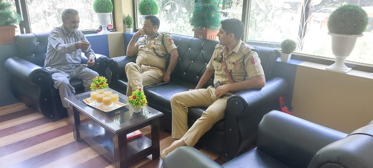 Awantipora Police  visited police martyr families. <a href="/JmuKmrPolice/">J&K Police</a> <a href="/KashmirPolice/">Kashmir Zone Police</a> <a href="/DigSkr/">DIG, South Kashmir Range</a>