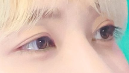 hanihe100495's tweet photo. 하니 속눈썹 진짜 길고 눈도 너무 예뻐서 조움🥹 https://t.co/5amFLuRIzG