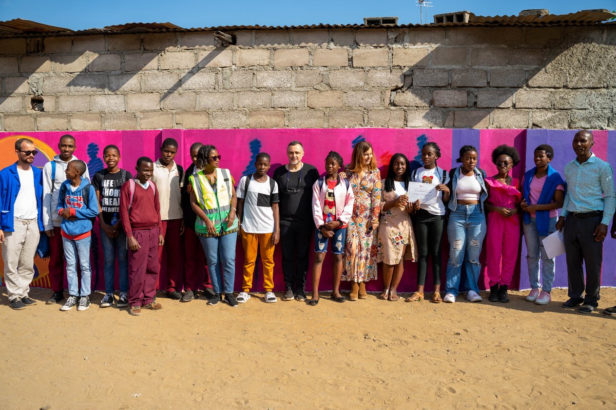 Arquitectura Sin Fronteras tweet media