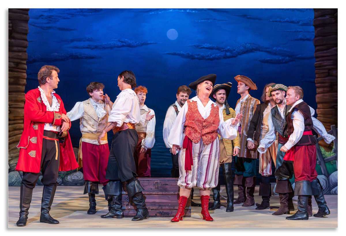 The National G&S Opera Company tweet media