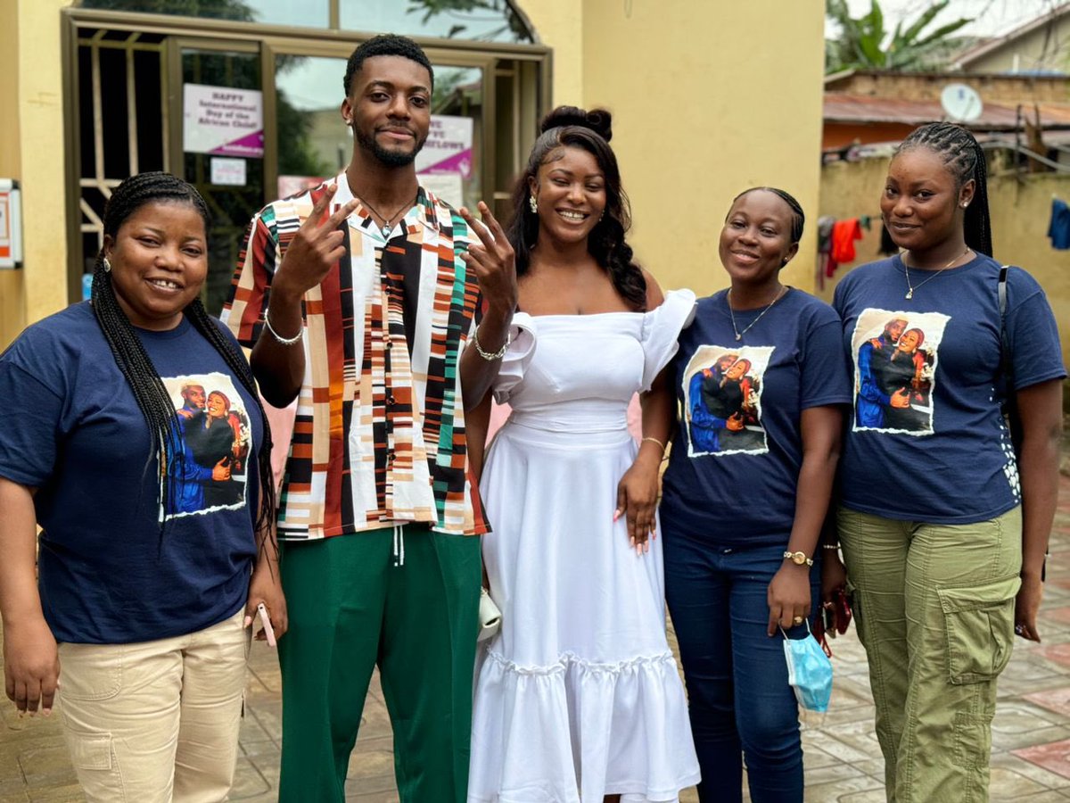 Jalyne4dation's tweet photo. As part of appreciating God for the Strong family given to us after the PMxtra House, @Jason_Acheampon and @darlynebuabeng donated money and other goodies to Motherly Love Ophanage in Accra to show them love and make them feel Loved! 

JALYNE FOUNDATION: Empowering Minds!! https://t.co/UQT2m1IwMj
