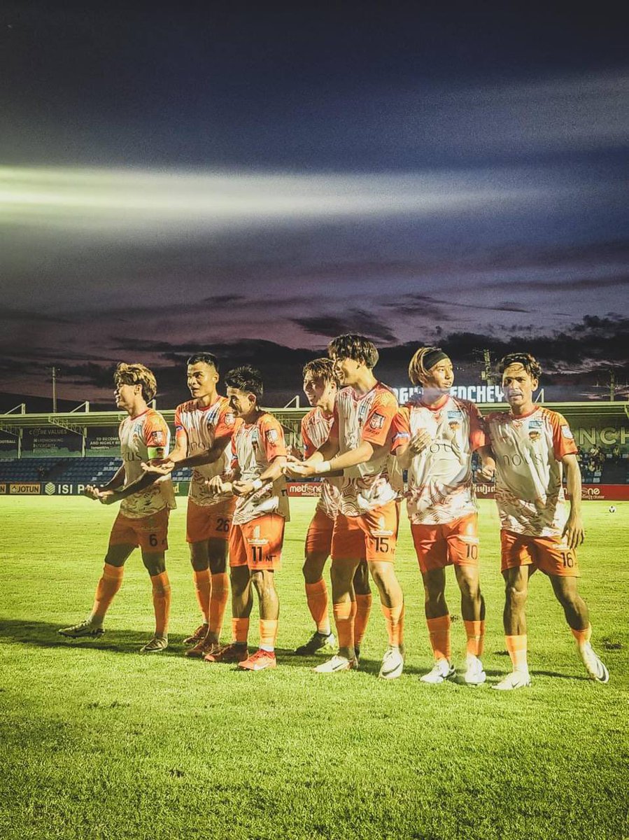 fantasista_0304's tweet photo. シーズン開幕!
+3points😎
#Cambodia #カンボジア #angkortiger #アンコールタイガー https://t.co/unXA7T6X8O