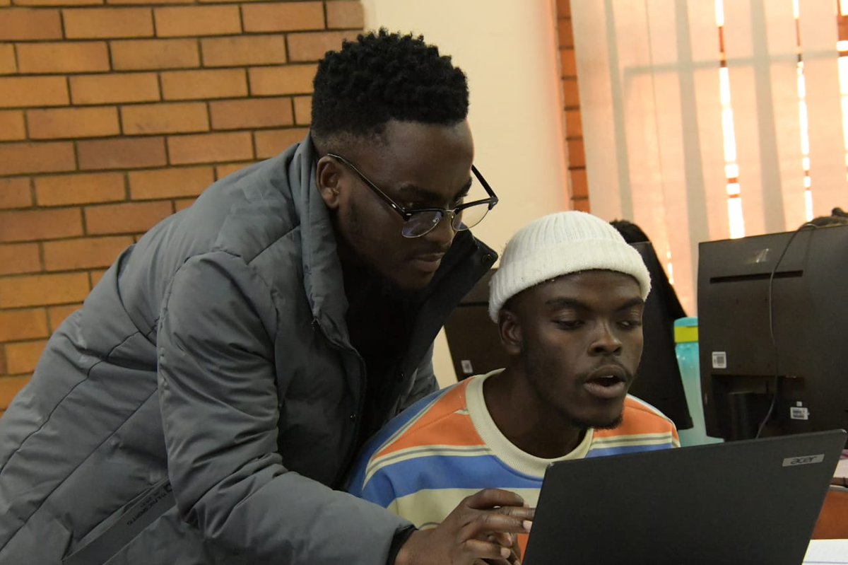 SportArtsCultur's tweet photo. HLT enhances communication not only between individuals but also between humans and computers, paving the way for more inclusive and streamlined digital interactions. [3/4]
#HumanLanguageTechnology
#InspiringANationOfWinners https://t.co/HP9qn46pWi