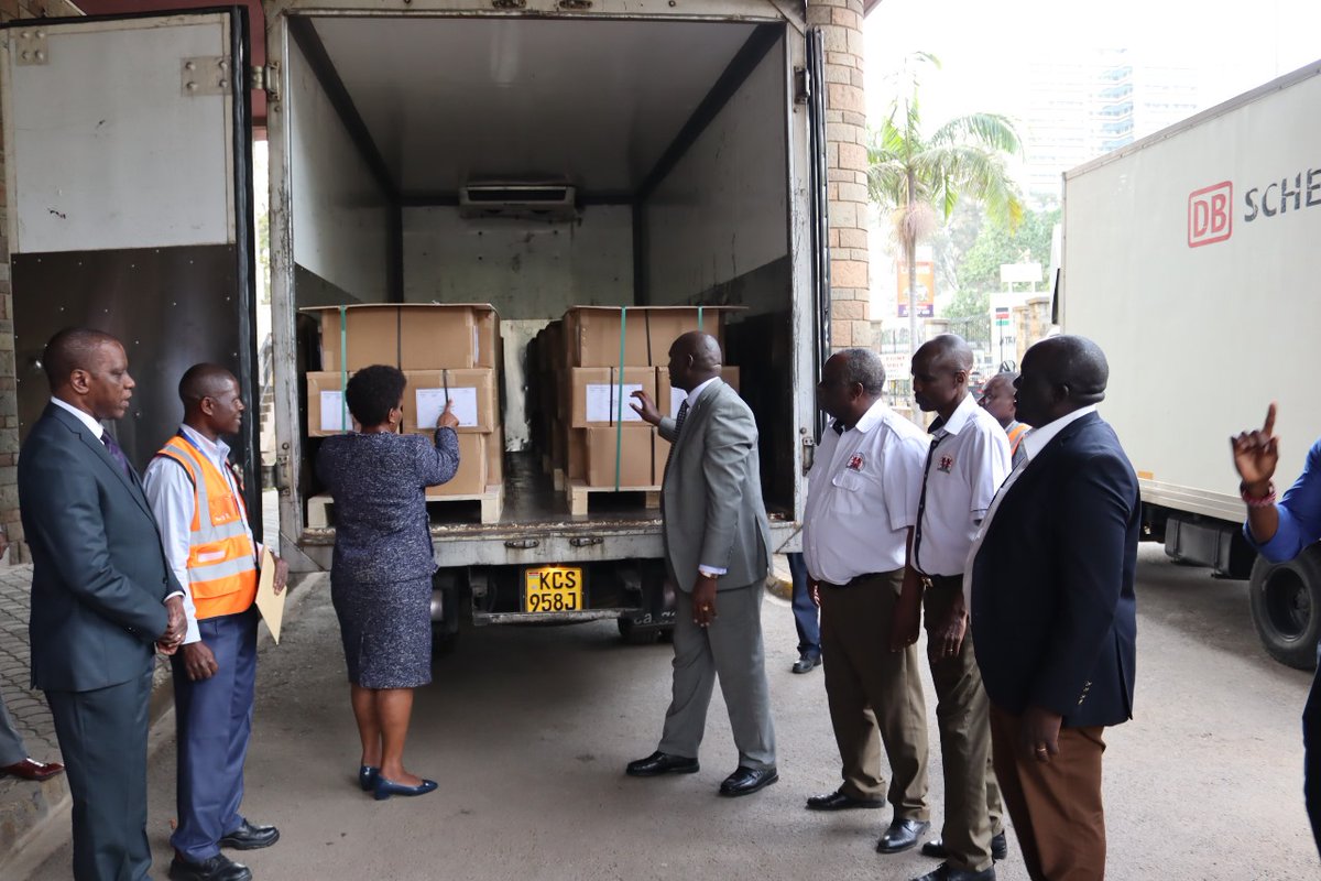 ImmigrationDept's tweet photo. The Director General  of Immigration Services @EvelynCheluget joined the Principal Secretary State Department for Immigration and Citizen Services @JuliusKBitok in receiving passport booklets.
Continuous procurement of passport booklets is part of the reforms initiated by the Cabinet Secretary for Interior @KindikiKithure and National Administration aimed at streamlining issuance of passports to Kenyans.