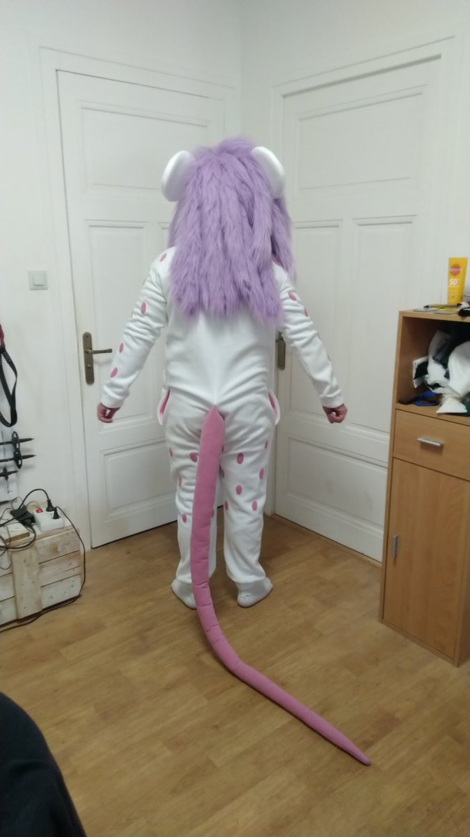 Les deux dernièrs kigurumis que j'ai réalisés.

Deux sont en cours de réalisation cet été. N'hésitez pas à me contacter si vous êtes intéressé.