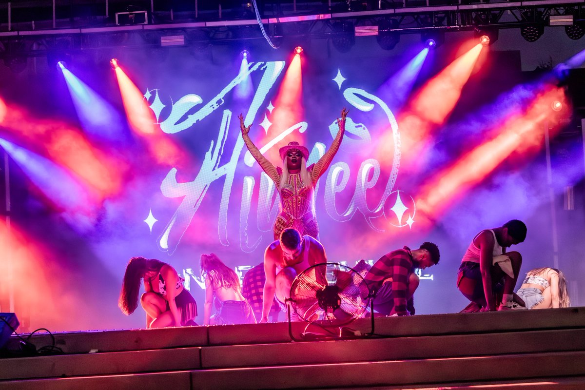 Pride Toronto tweet media