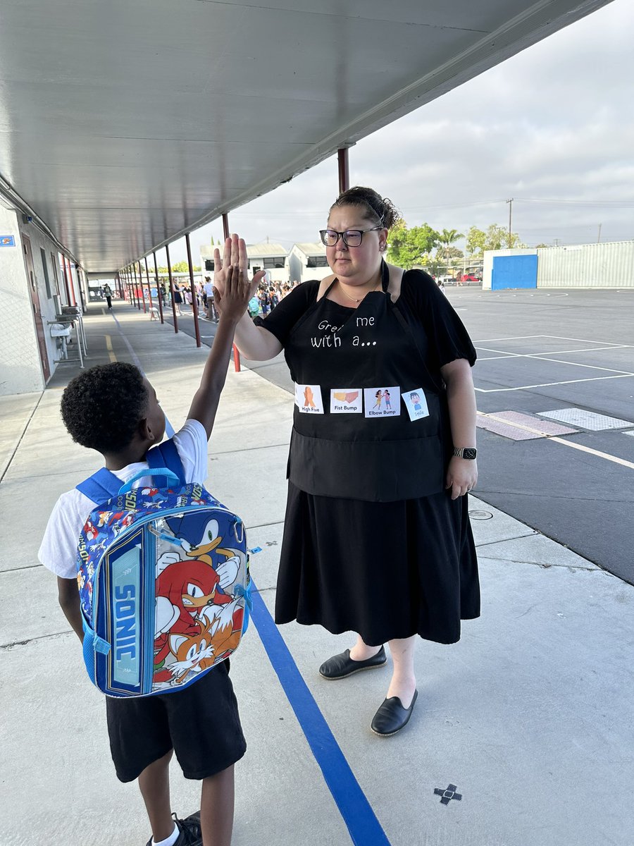 Mrs. Marchese (@bt_eagles) on Twitter photo Greeting each child with their preferred greeting is a great way to start the day!! <a href="/ConsciousD/">Conscious Discipline</a> <a href="/read2kidzz/">Kelli Troescher</a> Greeting each child with their preferred greeting is a great way to start the day!! <a href="/ConsciousD/">Conscious Discipline</a> <a href="/read2kidzz/">Kelli Troescher</a>